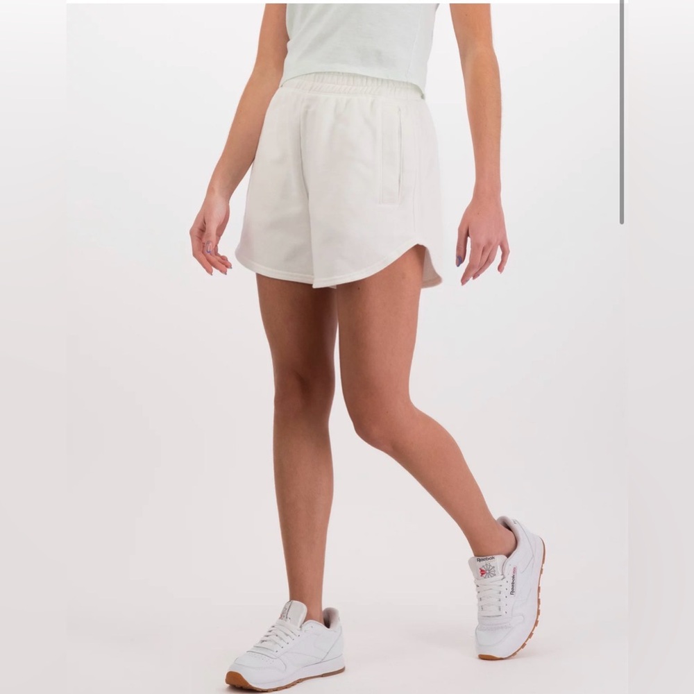 Aerie On My Way! High Waisted Short